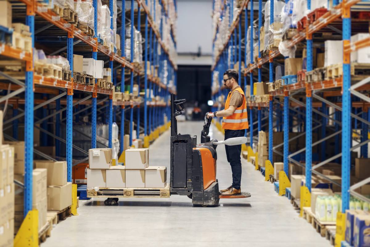 entretien zones stockage entreprise