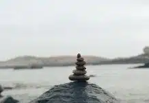 rock balancing